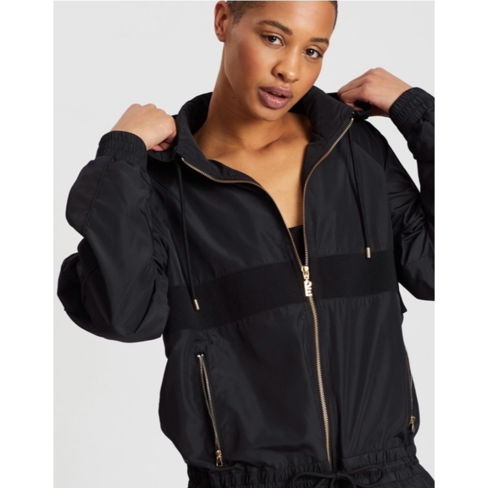 NWT P.E. NATION Training Day Man Down Lightweight Windbreaker Jacket Black